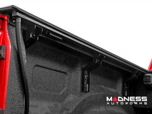 Dodge Ram Bed Cover - Powered Retractable - Rough Country - 5'7" Bed Dodge Ram Bed Cover - Powered Retractable - Rough Country - 5'7" Bed